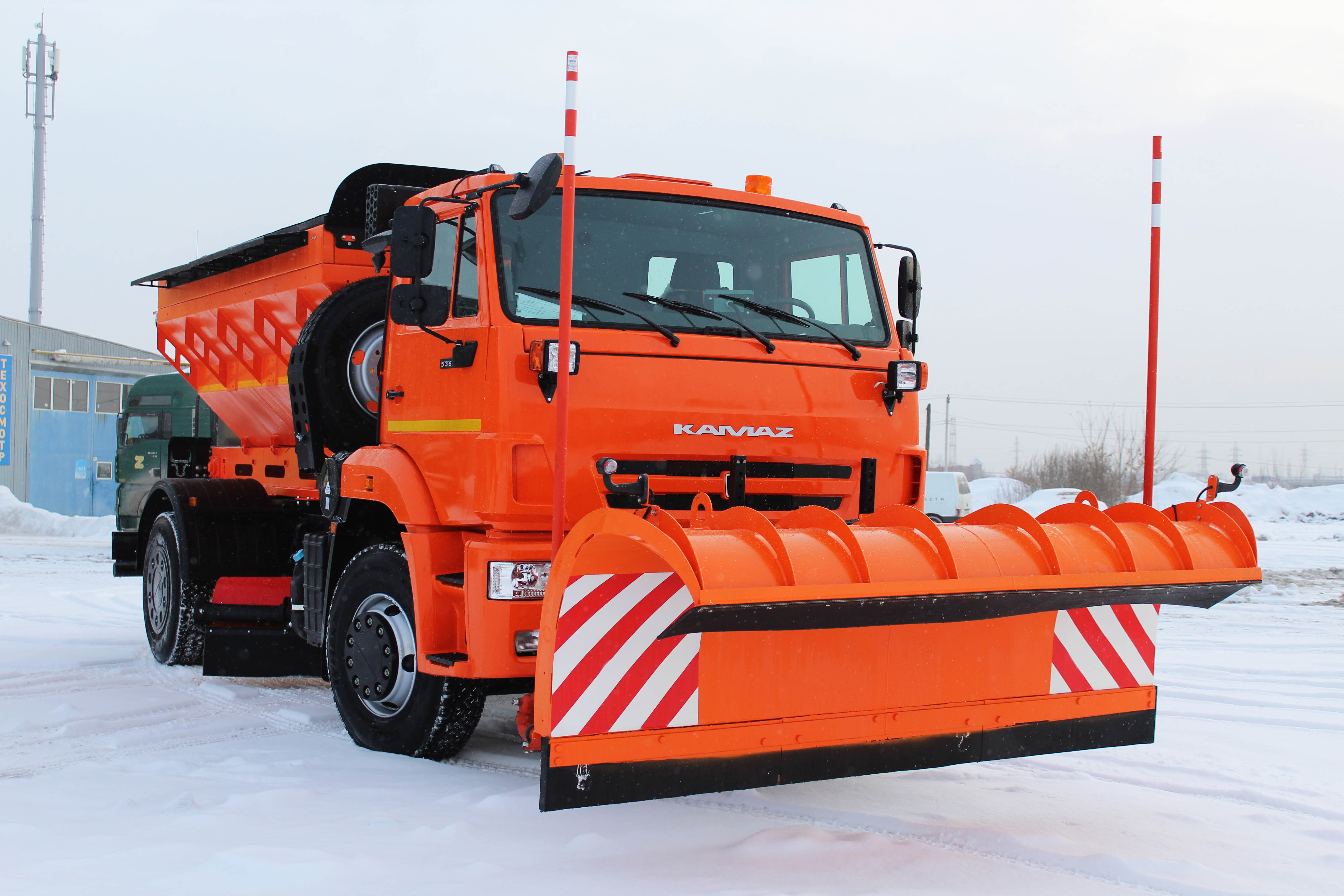 КДМ на шасси КАМАЗ 53605